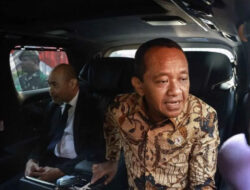 Bahlil Bantah Isu yang Hembuskan Jokowi Masuk Jajaran Pengurus Golkar