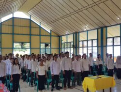 Lantik Pengawas TPS, Bawaslu Sanggau Ingatkan Jajaran Bekerja Profesional