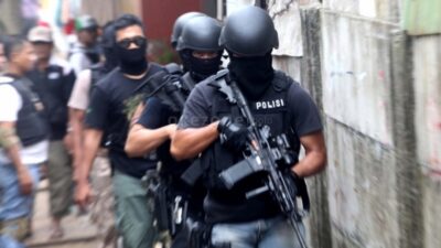 Tiga Terduga Teroris di Jateng Diamankan Densus 88 Polri