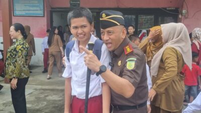 Peduli ke Anak Berkebutuhan Khusus, Kajari Sanggau Kunjungi SLBN 65 Babai Cinga