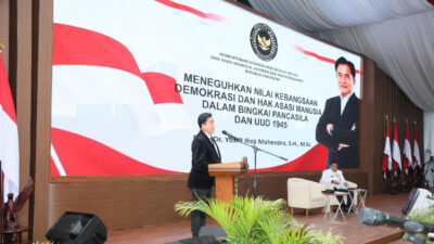 Jadi Pembicara di Retret Kepala Daerah, Menko Yusril Jelaskan Penguatan Ideologi Pancasila hingga Penegakan Hukum