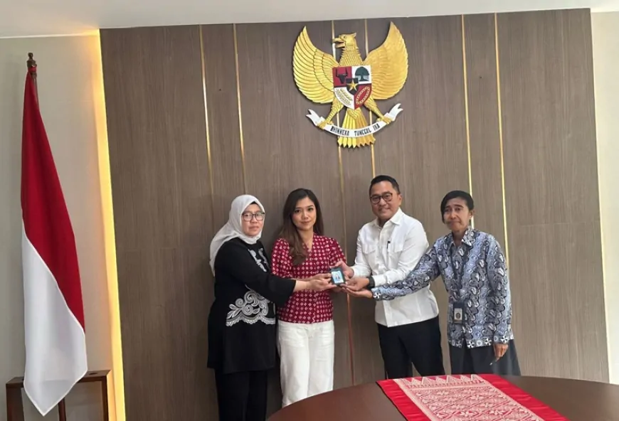 "Sekretariat Presiden meminta maaf secara resmi kepada jurnalis CNN Indonesia, Diana Valencia, dan mengembalikan ID pers yang sempat dicabut. Istana berjanji kejadian serupa tidak akan terulang. (Dok. Biro Pers Sekretariat Presiden)"