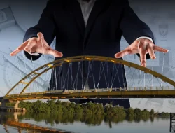 Pembatalan Pemenang Tender Jembatan Ketapang Dilaporkan ke Kejati, SDR: Modus Klasik Korupsi